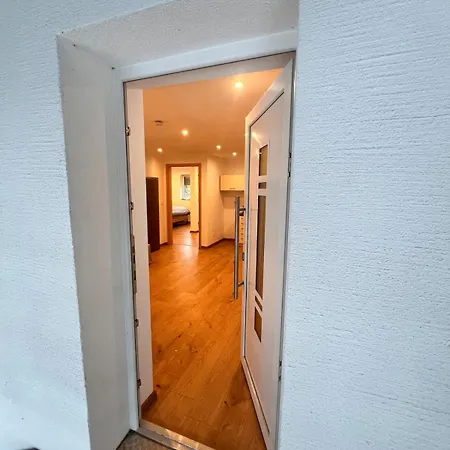 Modern Apartment, Naehe, Bodensee Und Alb